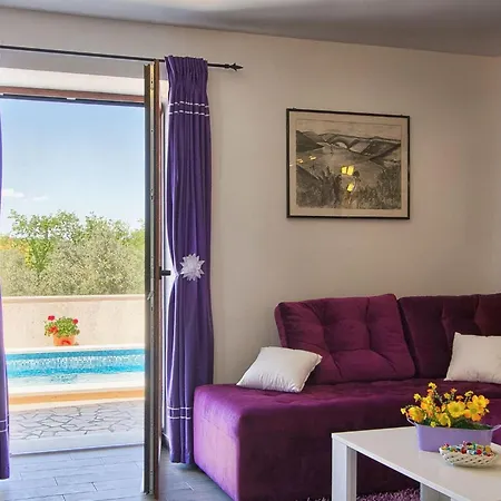 Holiday home Agneza