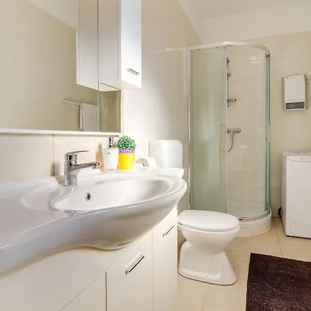 Holiday home Agneza Pula